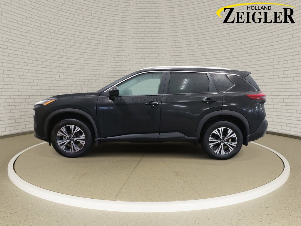 Used 2023 Nissan Rogue SV w/ SV Premium B Package image 8