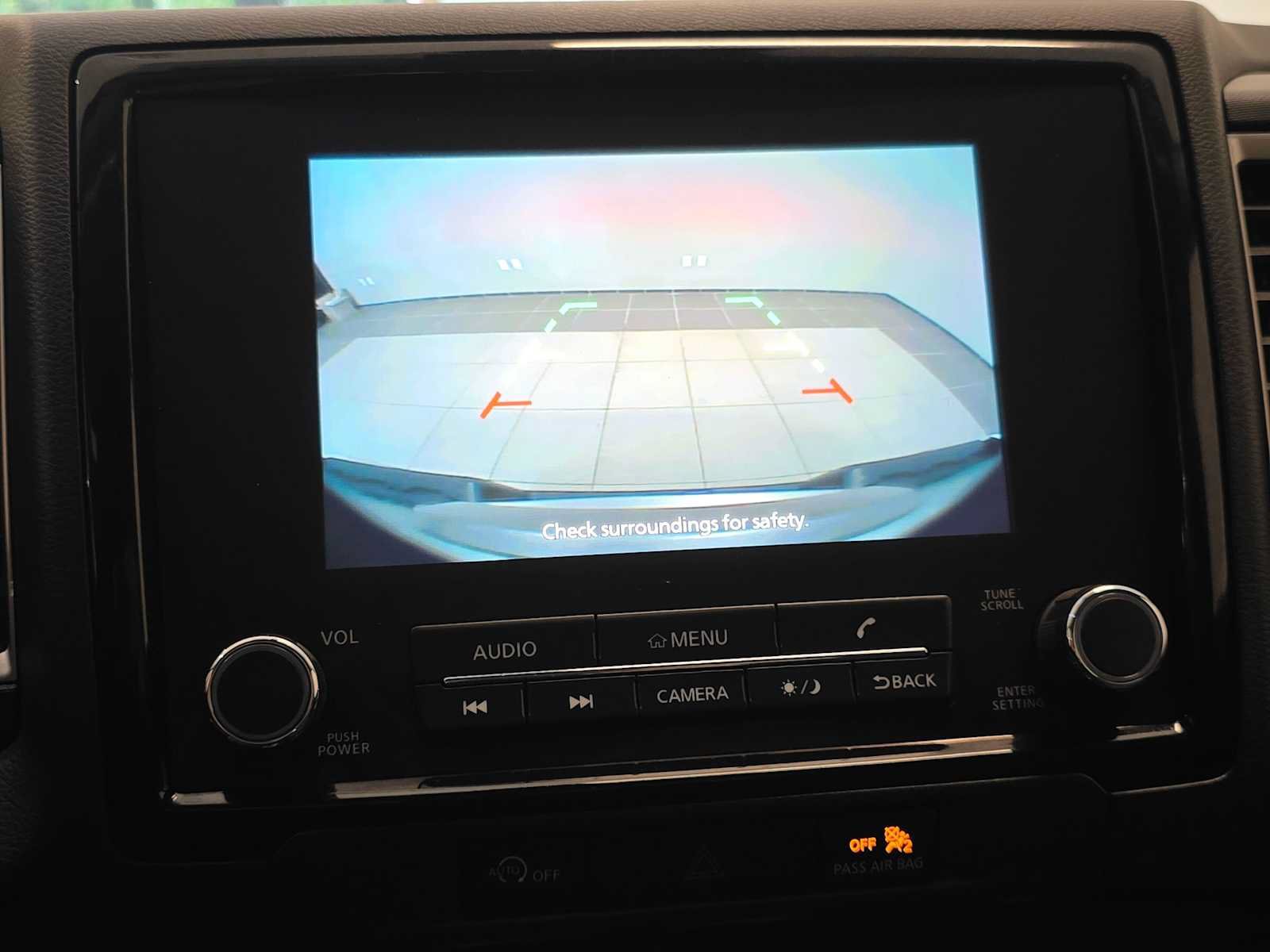 Used 2024 Nissan Frontier SV w/ SV Convenience Package RWD image 13