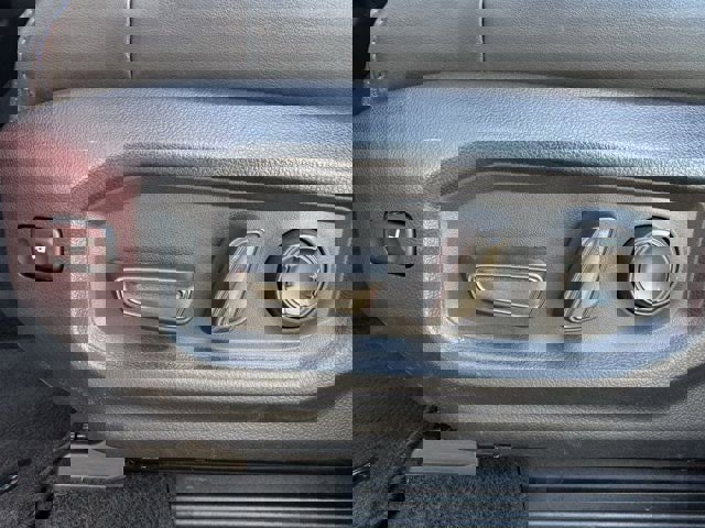 Used 2025 Toyota Tundra Platinum image 30