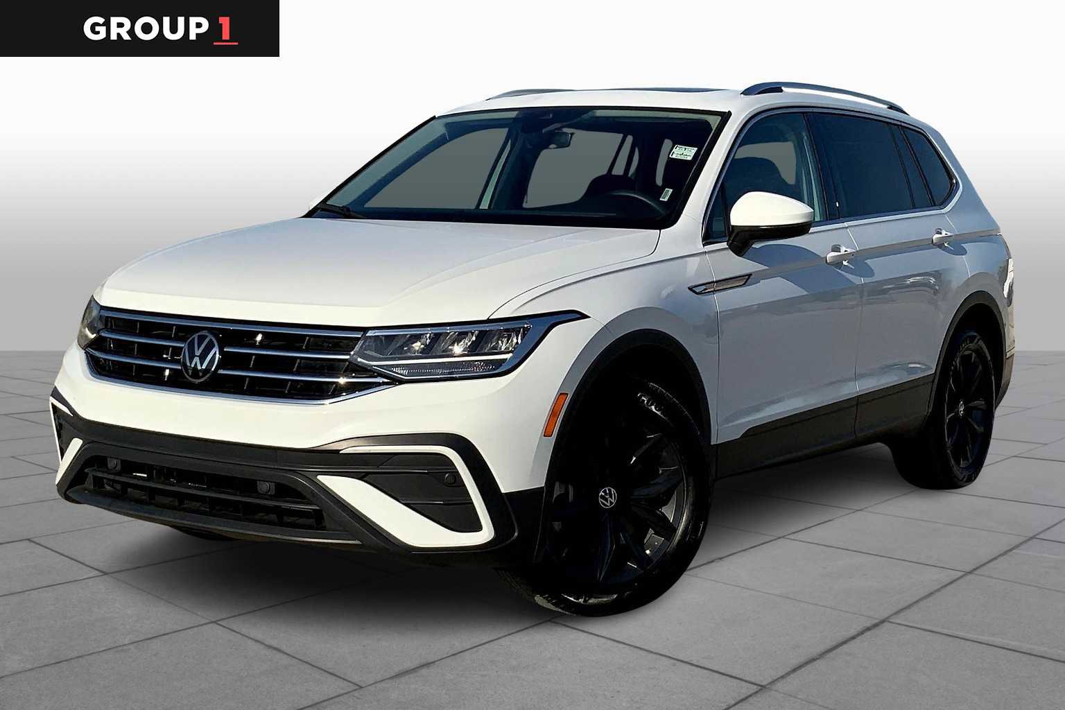 Used 2024 Volkswagen Tiguan SE