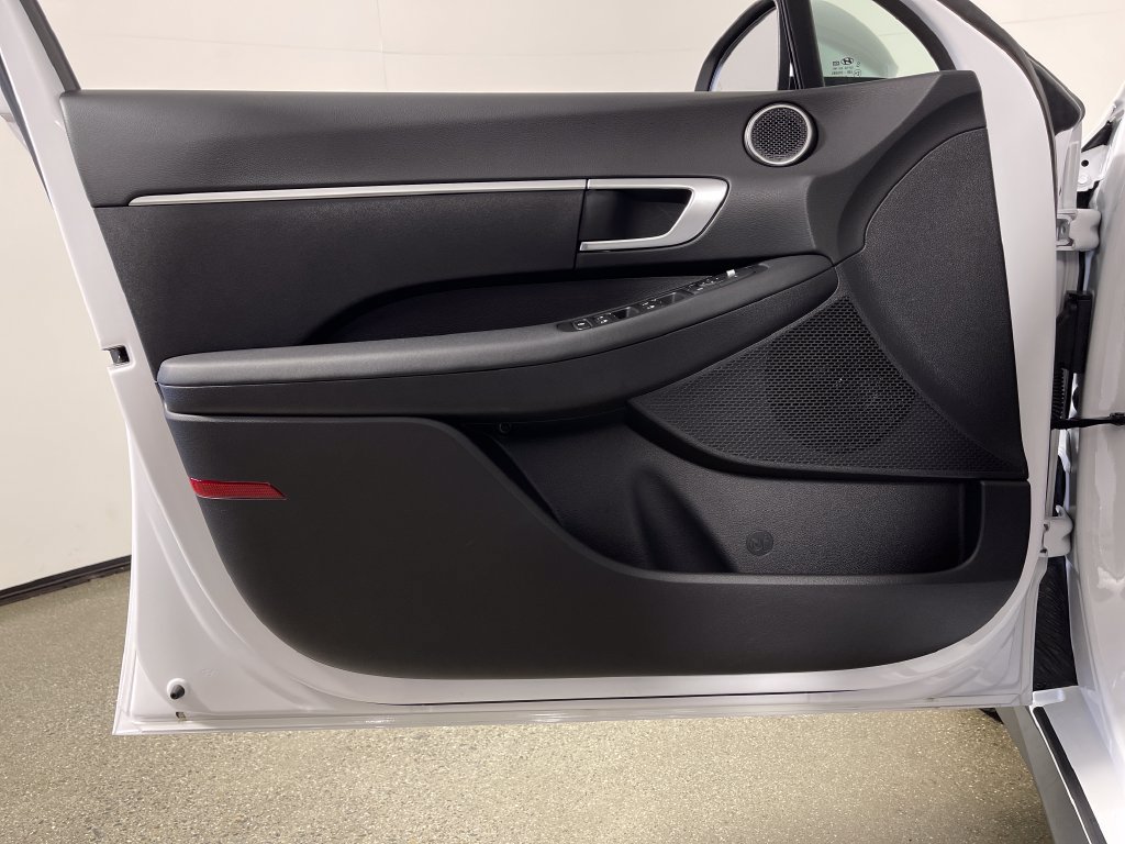 New 2026 Hyundai Sonata SE FWD image 19