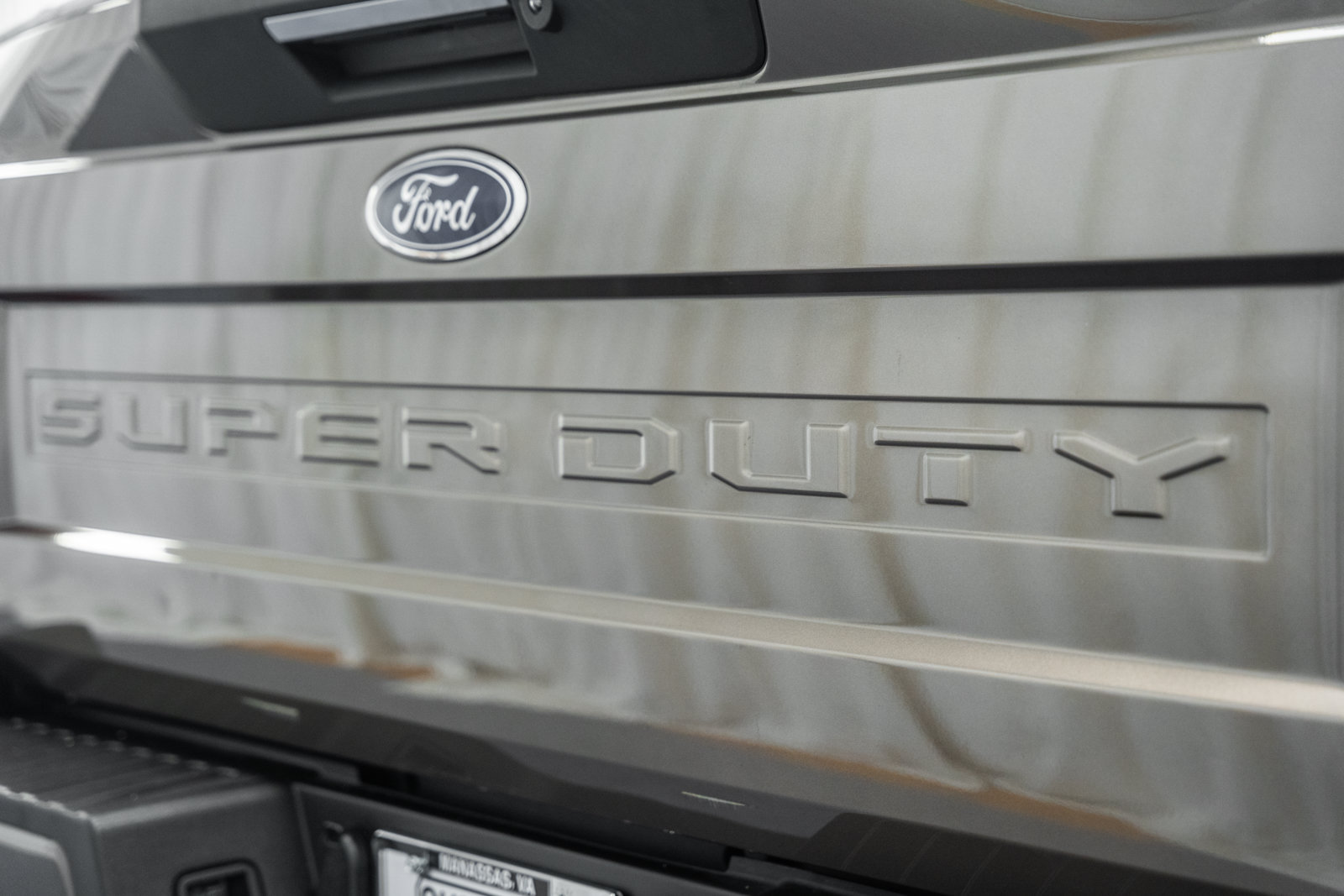 Used 2022 Ford F350 Lariat w/ Tremor Off-Road Package AWD/4WD image 7