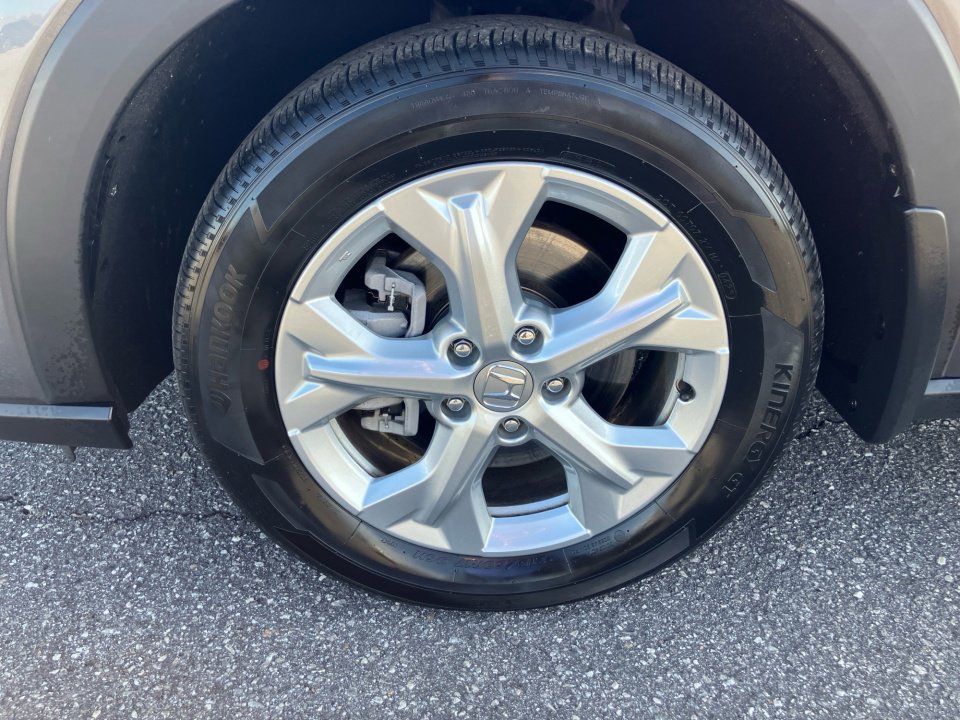 Certified 2023 Honda HR-V LX image 27