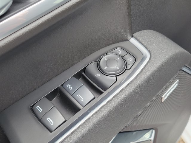 Used 2025 Chevrolet Silverado 1500 RST w/ Redline Edition AWD/4WD image 9