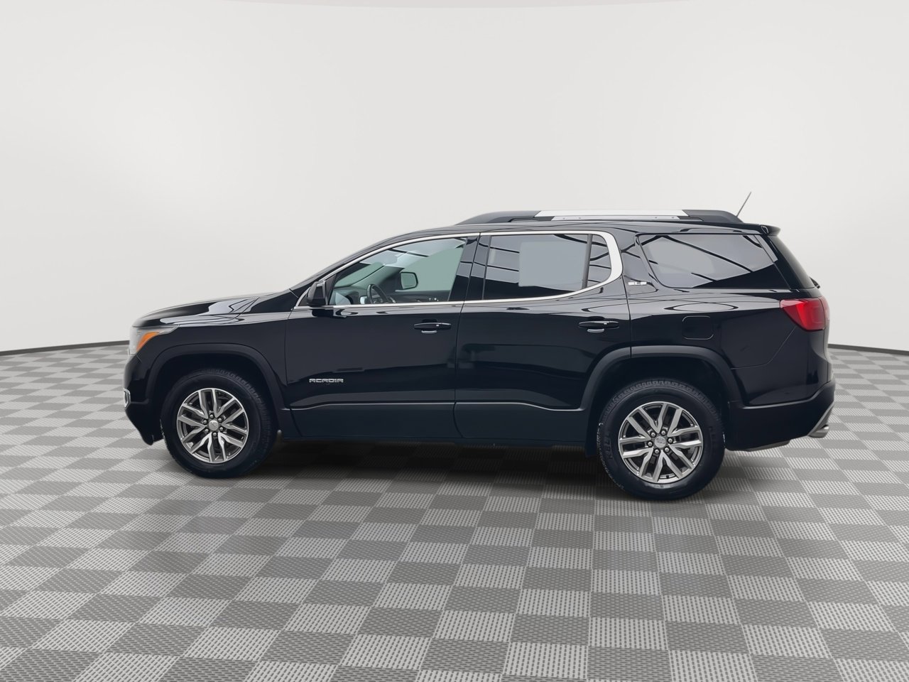 Used 2019 GMC Acadia SLE w/ Driver Alert Package I image 36