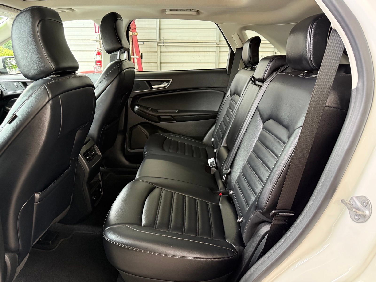 Used 2022 Ford Edge SEL w/ Convenience Package AWD/4WD image 19