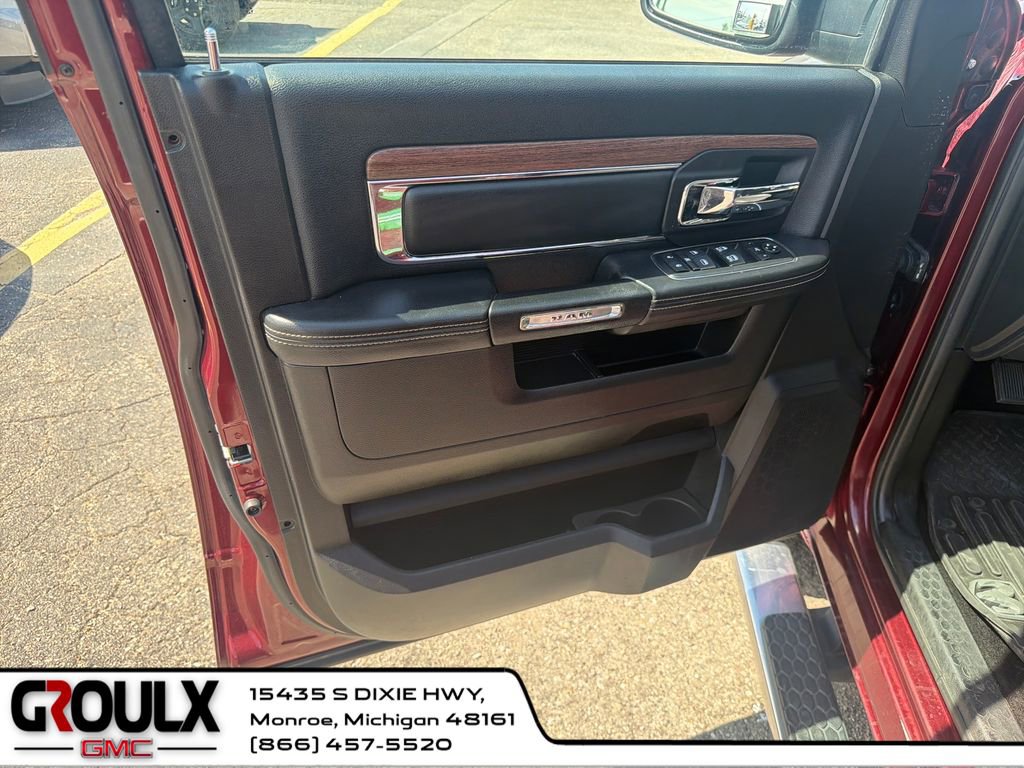 Used 2016 RAM 1500 Laramie w/ Convenience Group AWD/4WD image 11