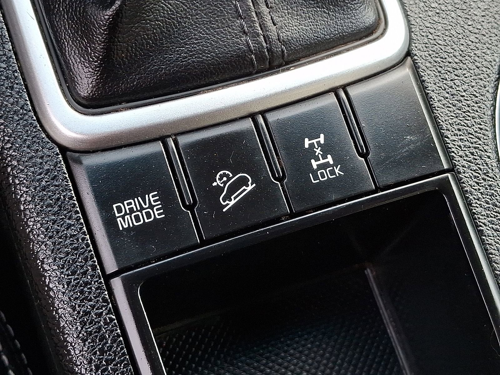 Used 2020 Kia Sportage S image 25