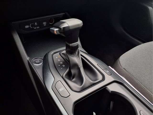 Used 2025 Kia K4 FWD image 11