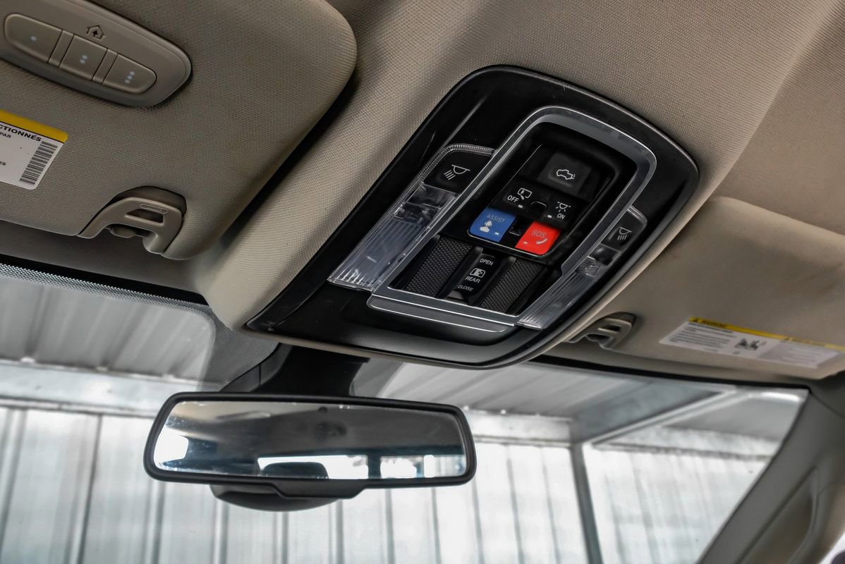 Used 2023 RAM 3500 Laramie AWD/4WD image 21
