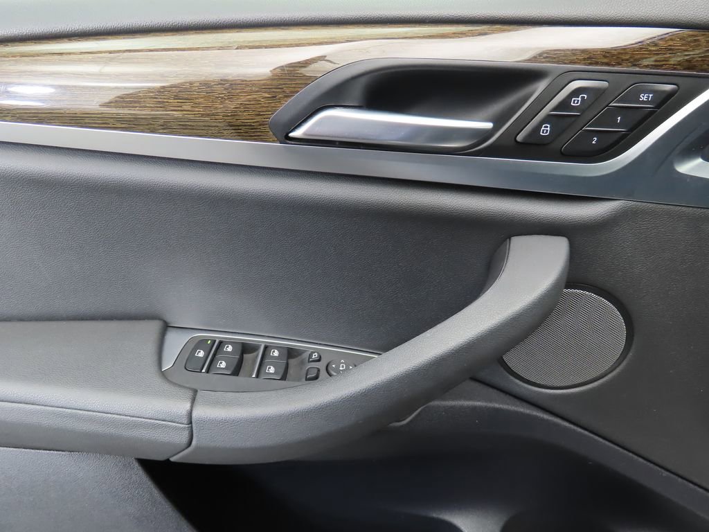 Used 2019 BMW X3 xDrive30i w/ Premium Package image 22