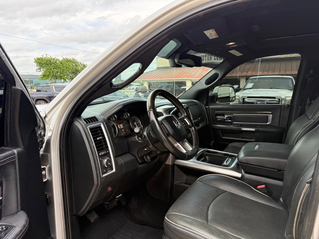 Used 2016 RAM 3500 Laramie Longhorn image 16