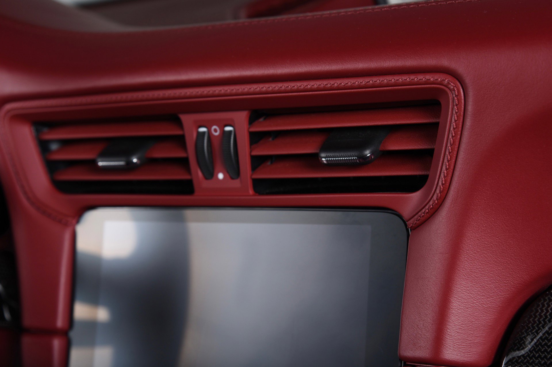 Used 2019 Porsche 911 Targa 4 GTS image 22