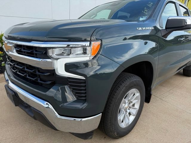 Used 2025 Chevrolet Silverado 1500 LT RWD image 11