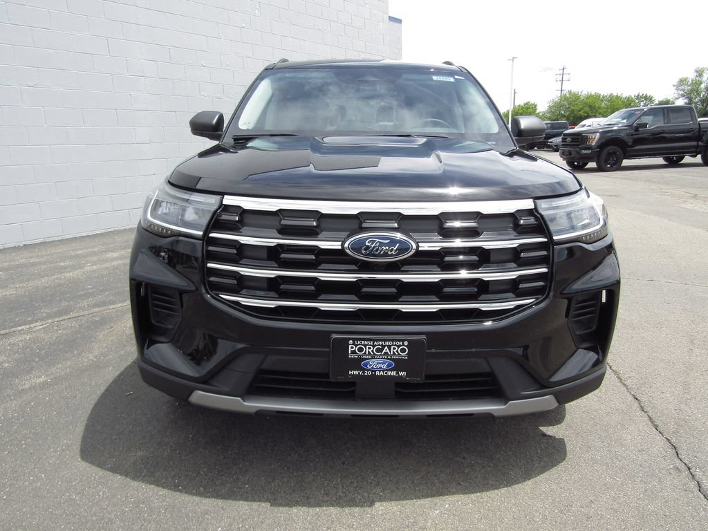 New 2026 Ford Explorer Active AWD/4WD image 3