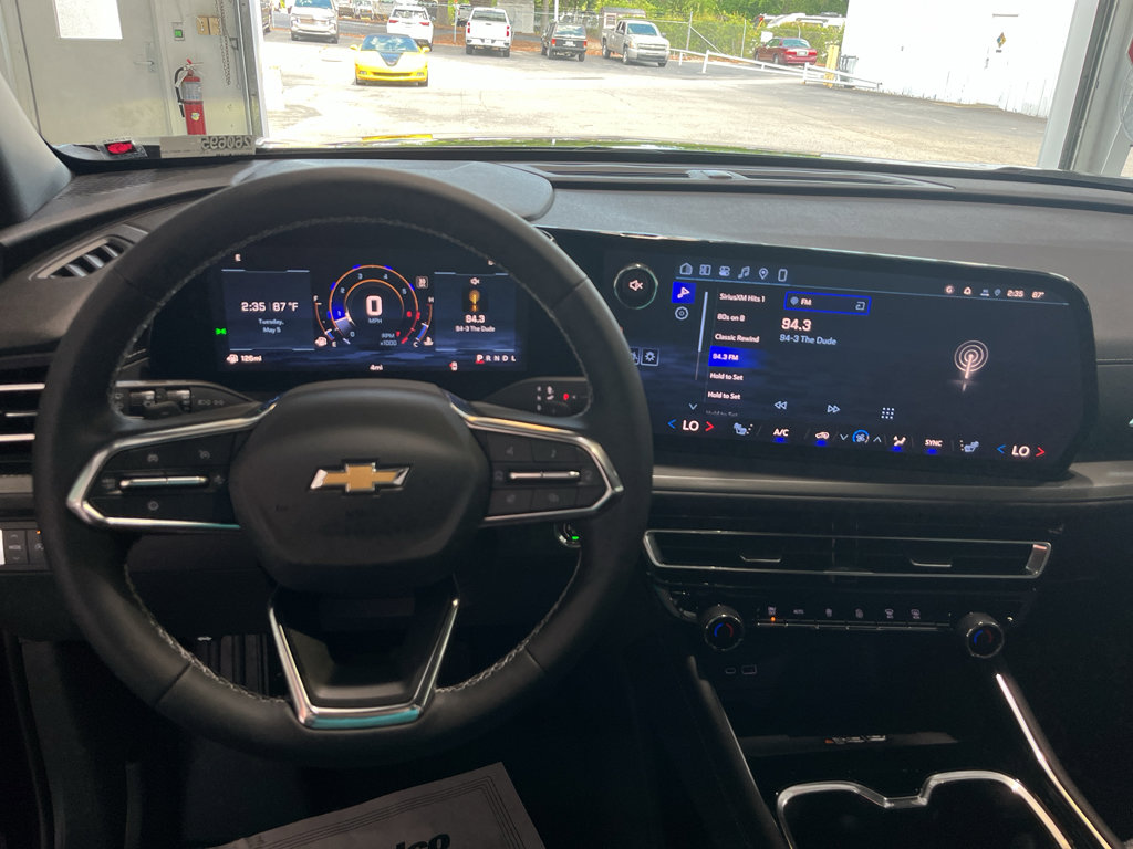 New 2026 Chevrolet Traverse LT FWD image 18
