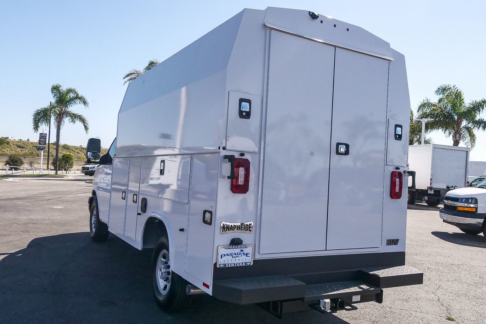 New 2026 Chevrolet Express 3500 w/ Power Convenience Package image 7