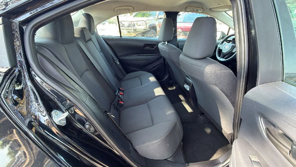 Certified 2025 Toyota Corolla LE FWD image 37