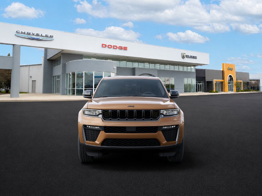 New 2027 Jeep Grand Cherokee Limited w/ Limited Altitude Package AWD/4WD image 6