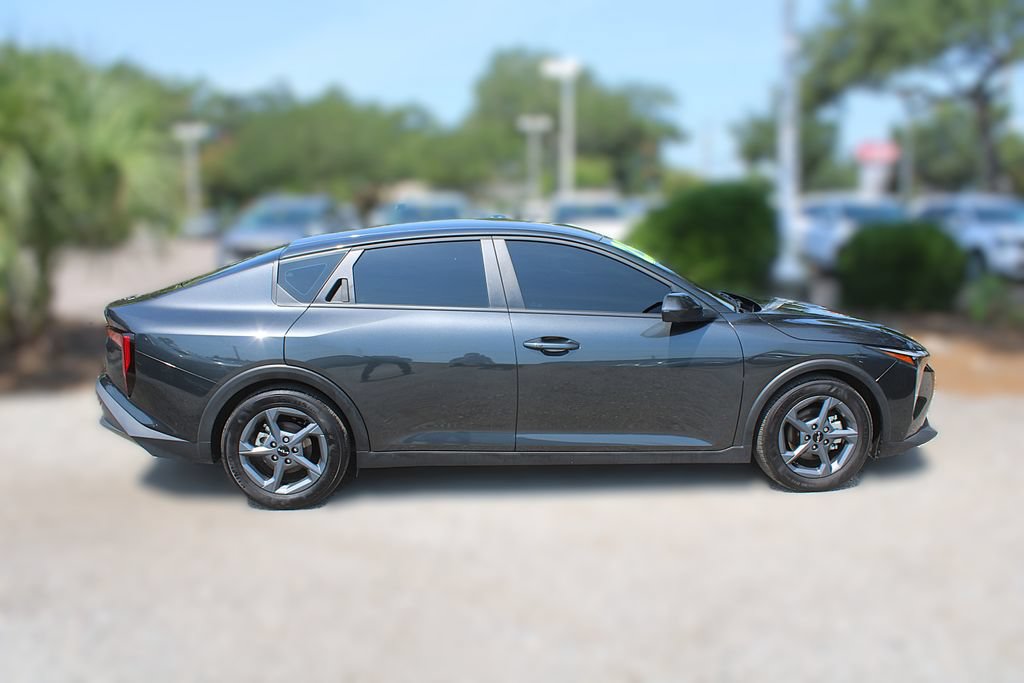 Certified 2025 Kia K4 FWD image 5