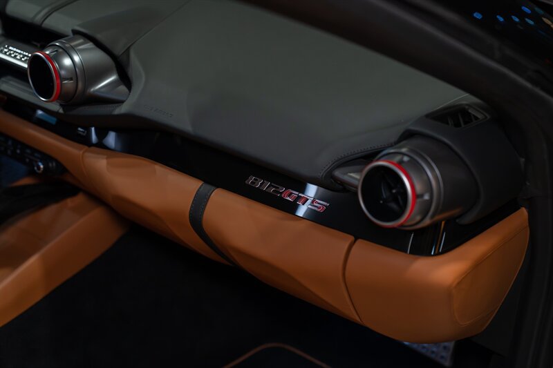 Used 2021 Ferrari 812 GTS RWD image 27