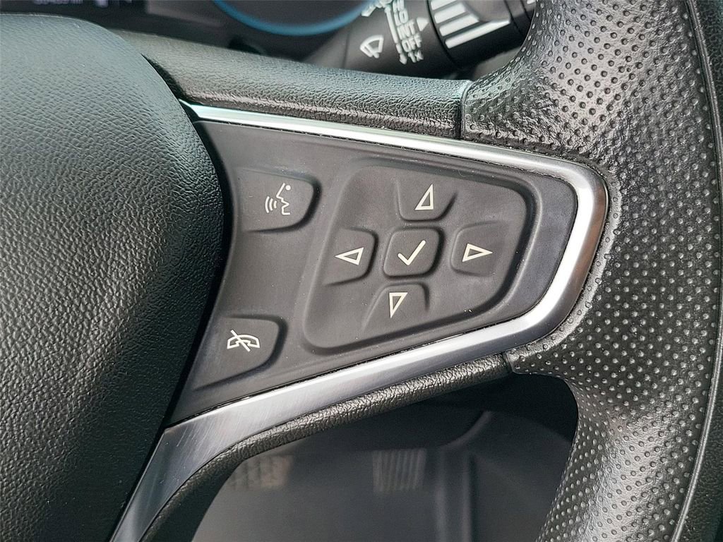 Used 2019 Chevrolet Equinox LS AWD/4WD image 38