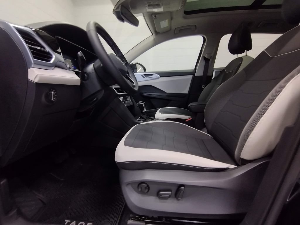 New 2026 Volkswagen Taos SE AWD/4WD image 20