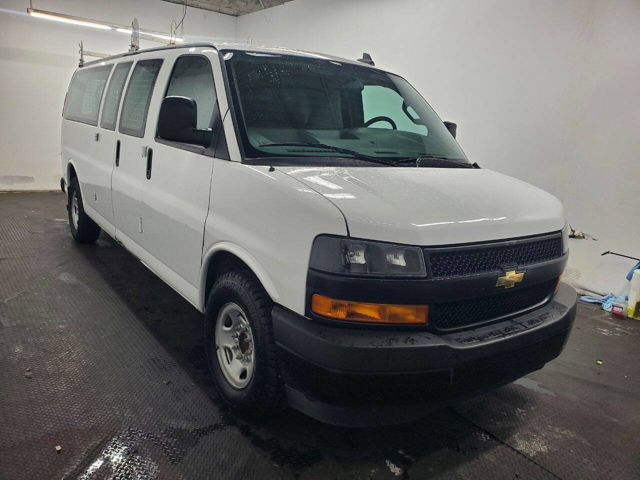 Used 2018 Chevrolet Express 2500 Extended w/ Driver Convenience Package image 3