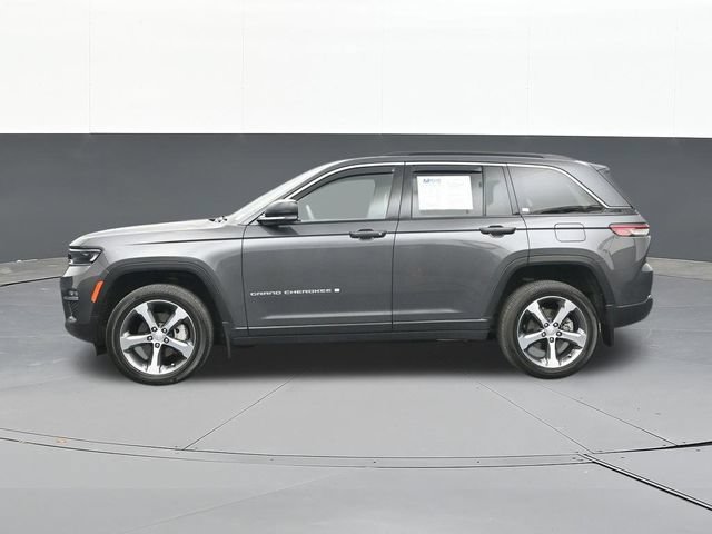 Used 2024 Jeep Grand Cherokee Limited AWD/4WD image 8
