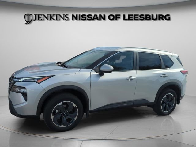Certified 2025 Nissan Rogue SV w/ SV Premium Package AWD/4WD image 14