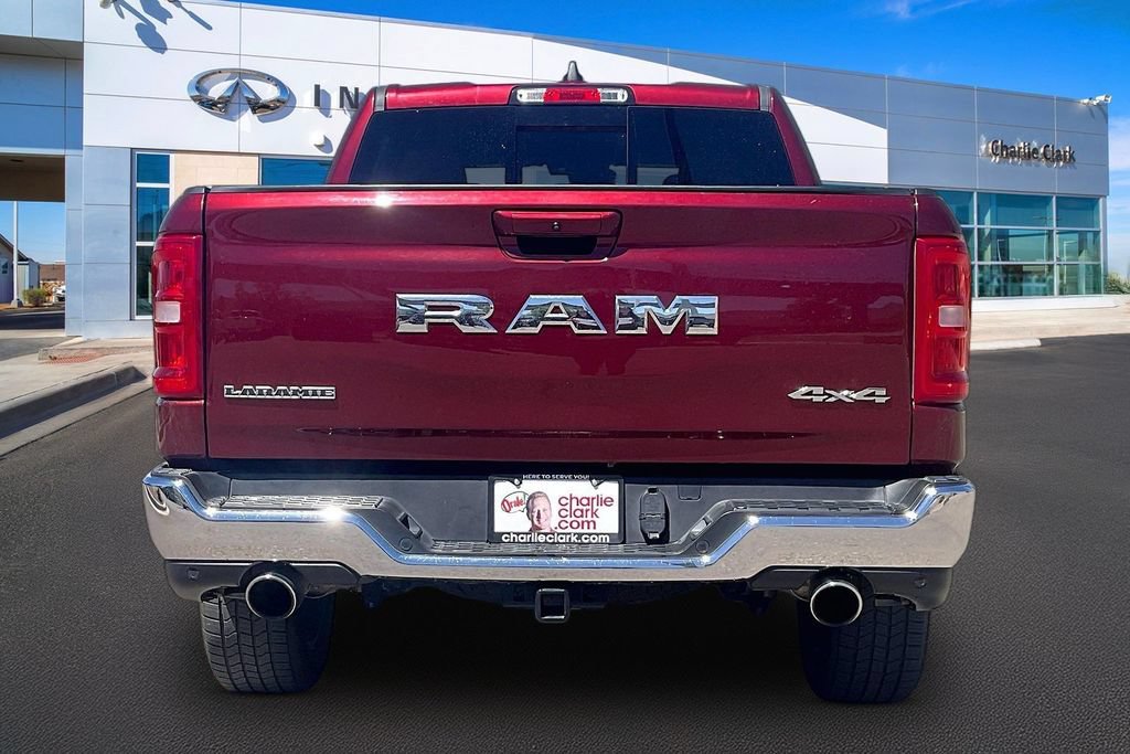 Used 2025 RAM 1500 Laramie AWD/4WD image 4