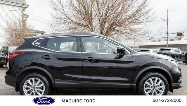Used 2022 Nissan Rogue Sport SV w/ Technology Package AWD/4WD image 6