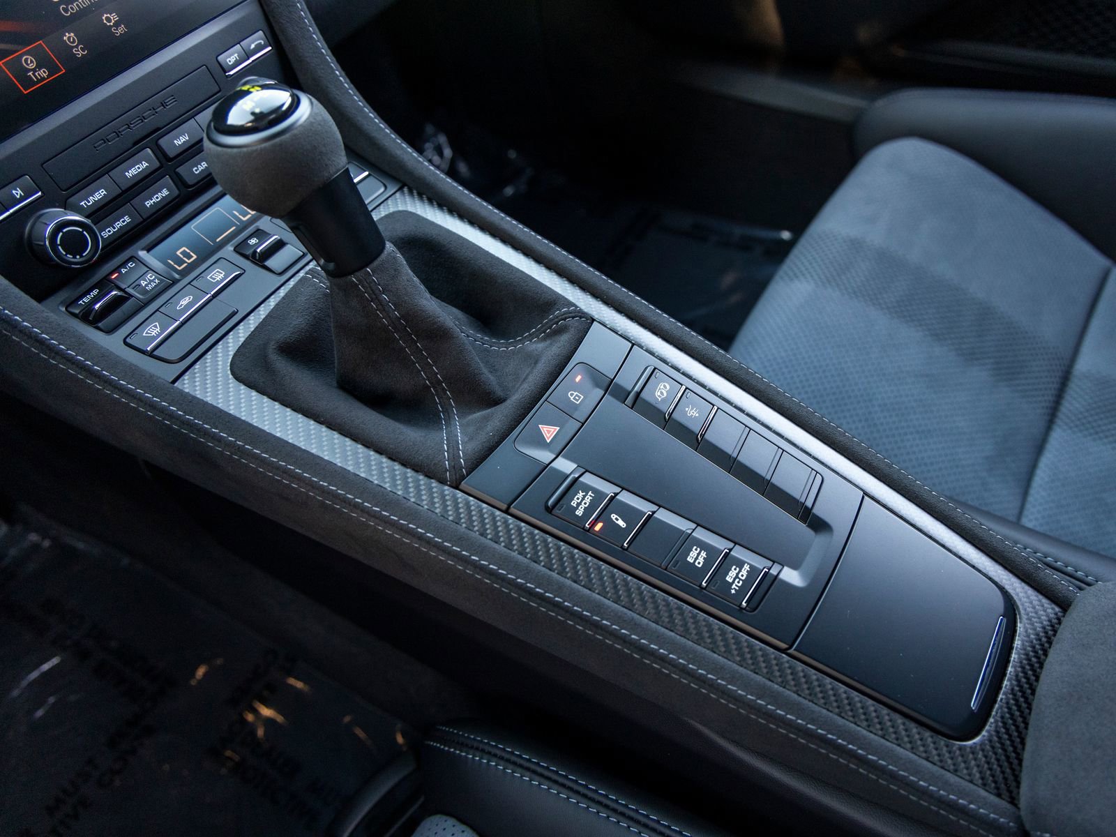 Certified 2024 Porsche 718 Boxster Spyder RS image 43