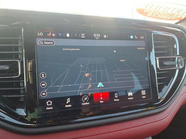 Certified 2022 Dodge Durango R/T w/ Blacktop Package image 15