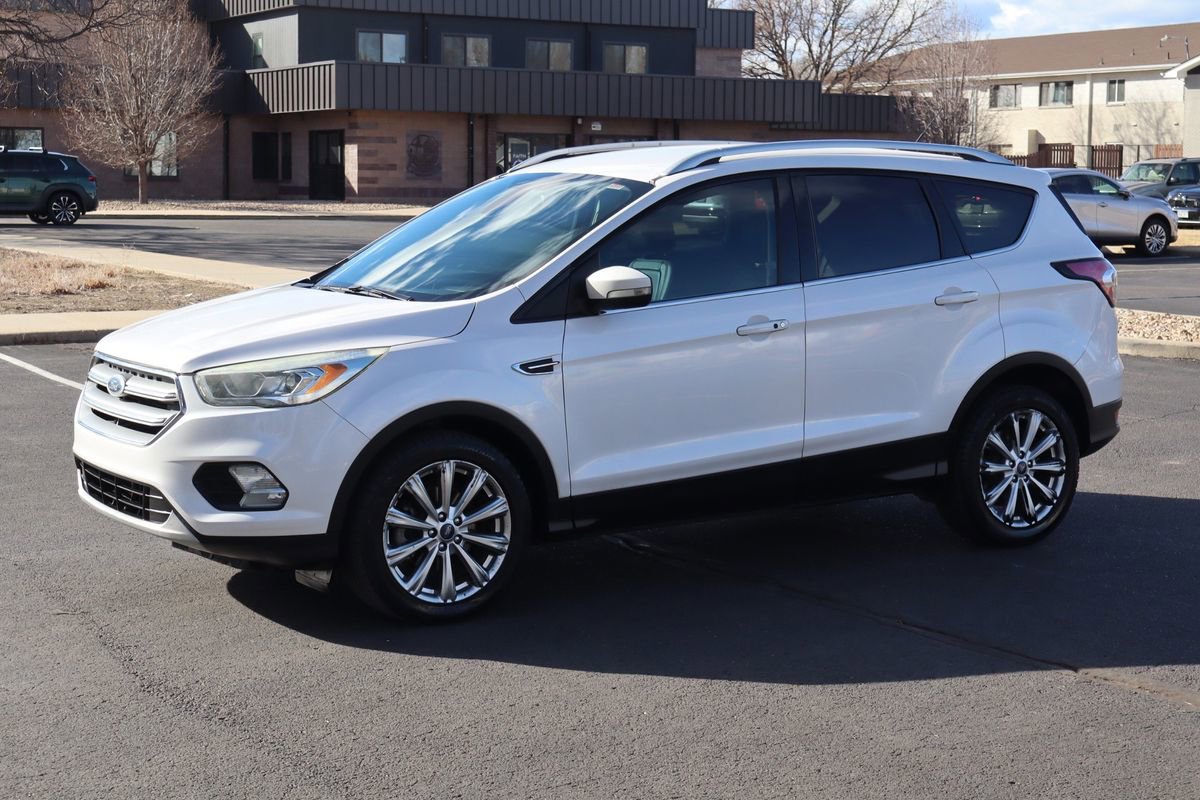 Used 2017 Ford Escape Titanium image 10
