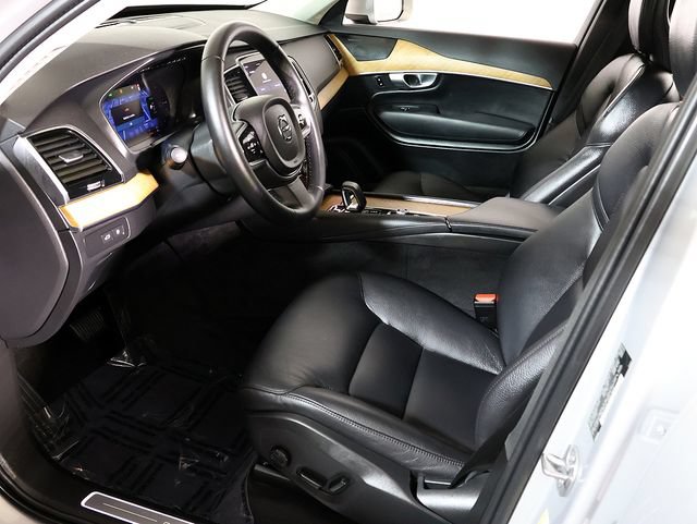 Used 2024 Volvo XC90 T8 Plus w/ Protection Package AWD/4WD image 12