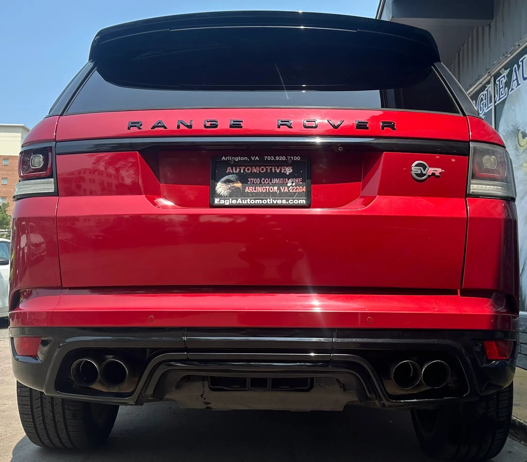 Used 2015 Land Rover Range Rover Sport SVR AWD/4WD image 4