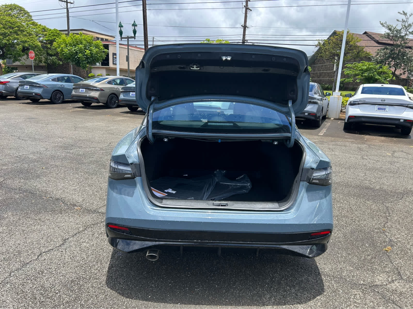 New 2026 Nissan Sentra SR FWD image 11