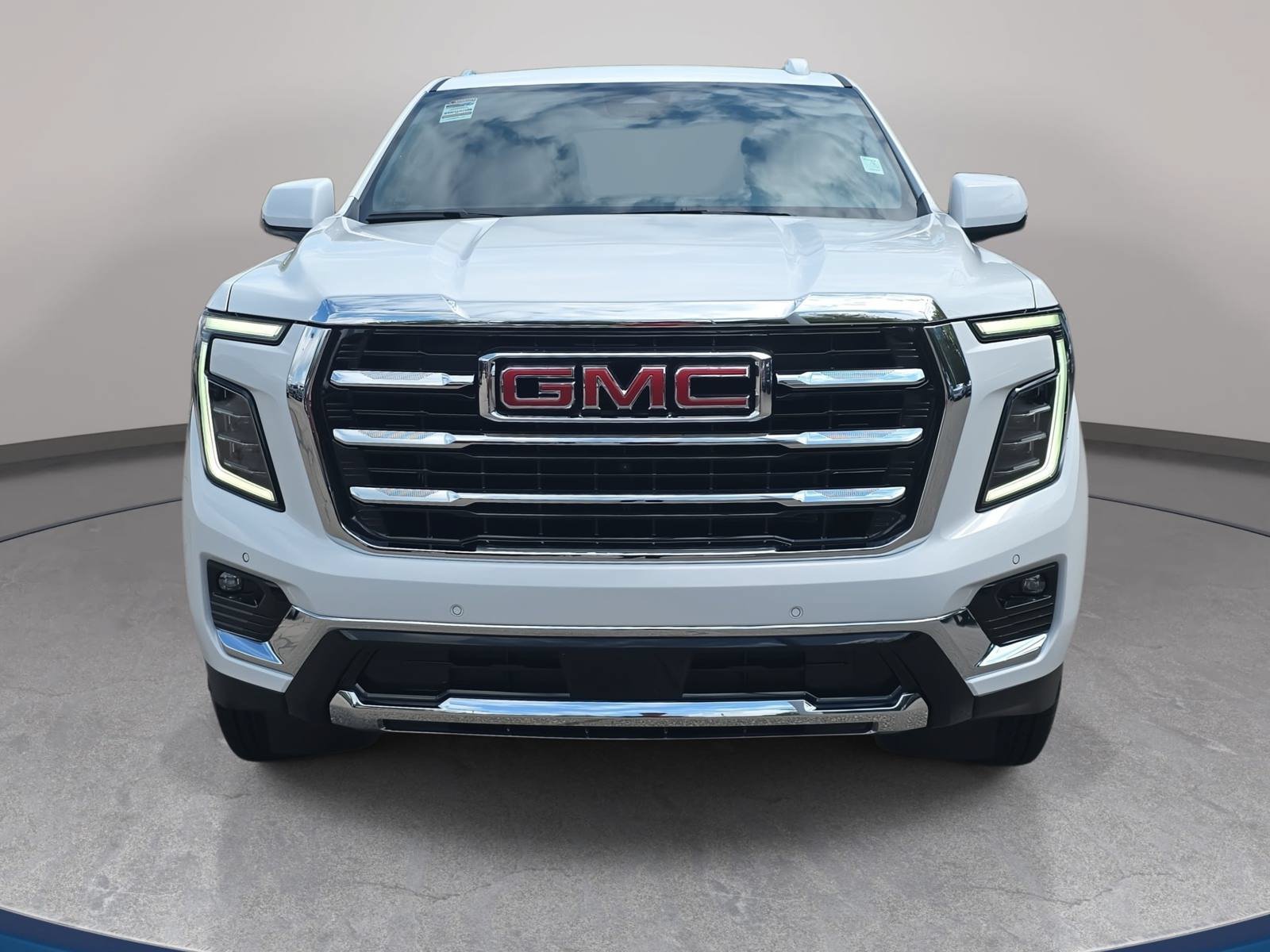New 2026 GMC Yukon XL Elevation w/ LPO, Floor Liner Package AWD/4WD image 2