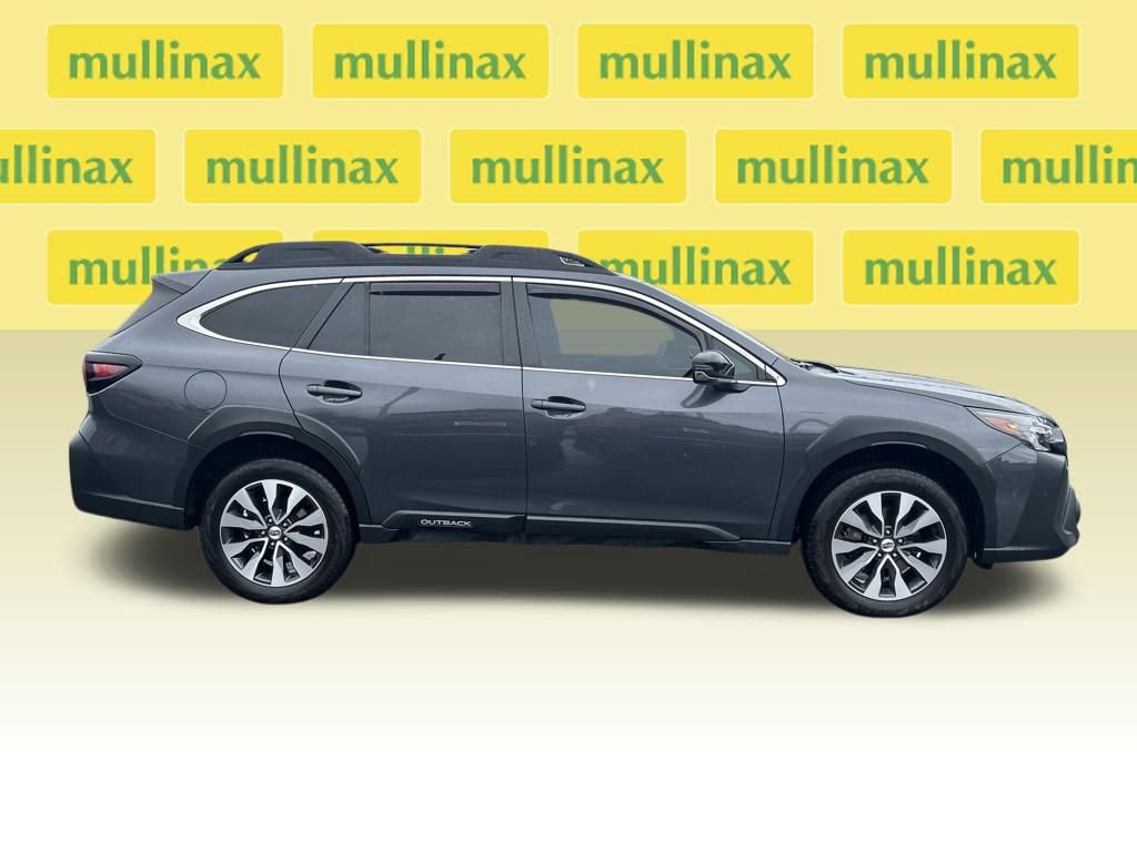 Used 2023 Subaru Outback Limited image 6