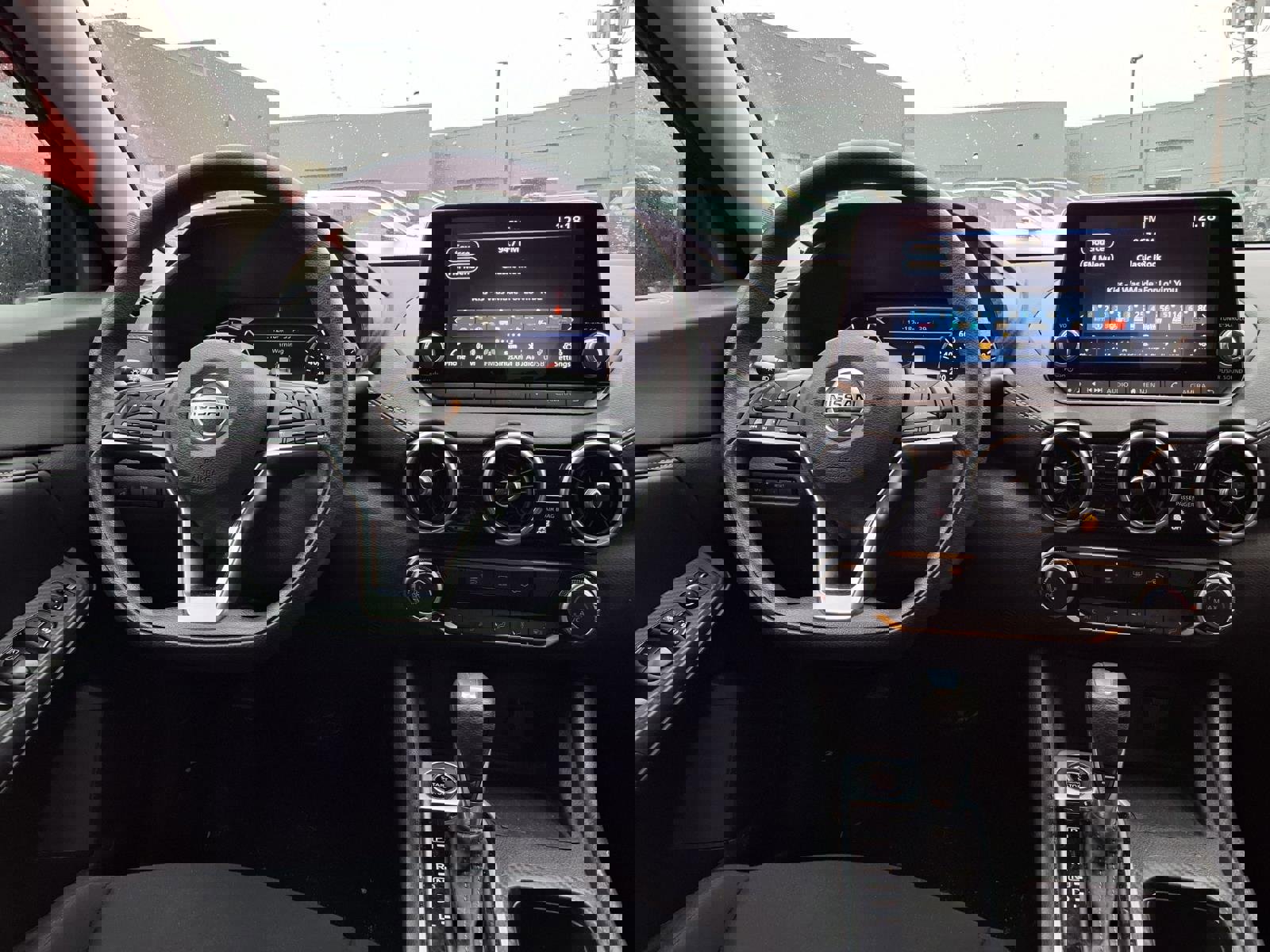 Used 2023 Nissan Sentra SV image 4