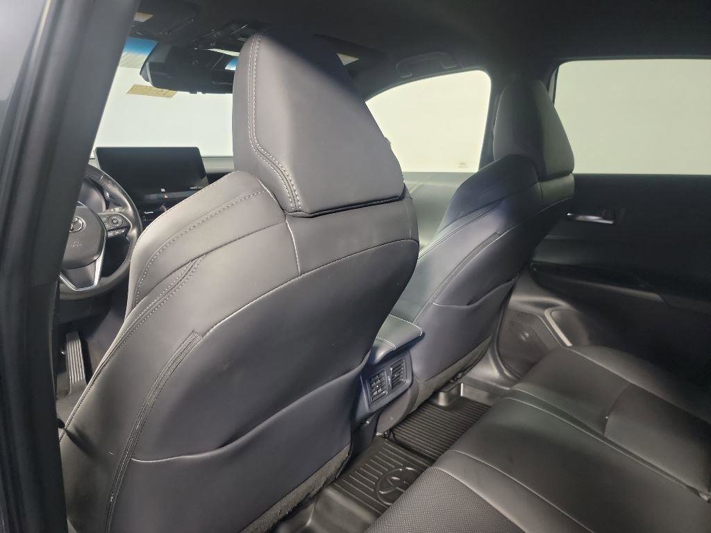 Used 2021 Toyota Venza Limited image 19