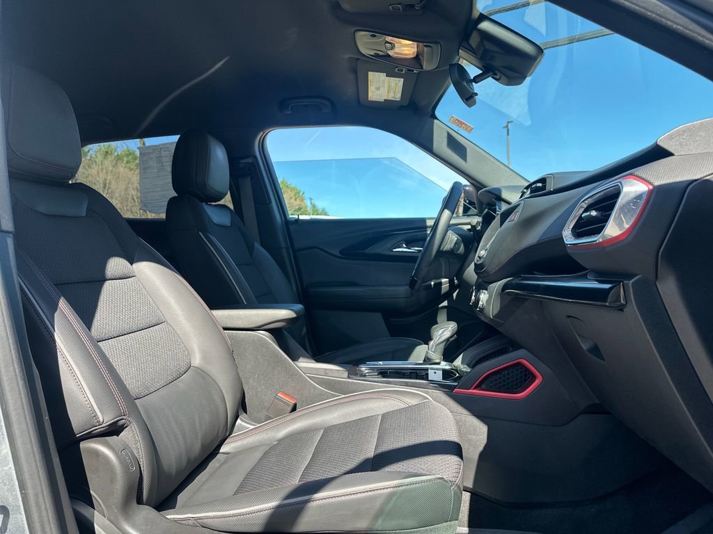 Used 2023 Chevrolet TrailBlazer RS AWD/4WD image 16