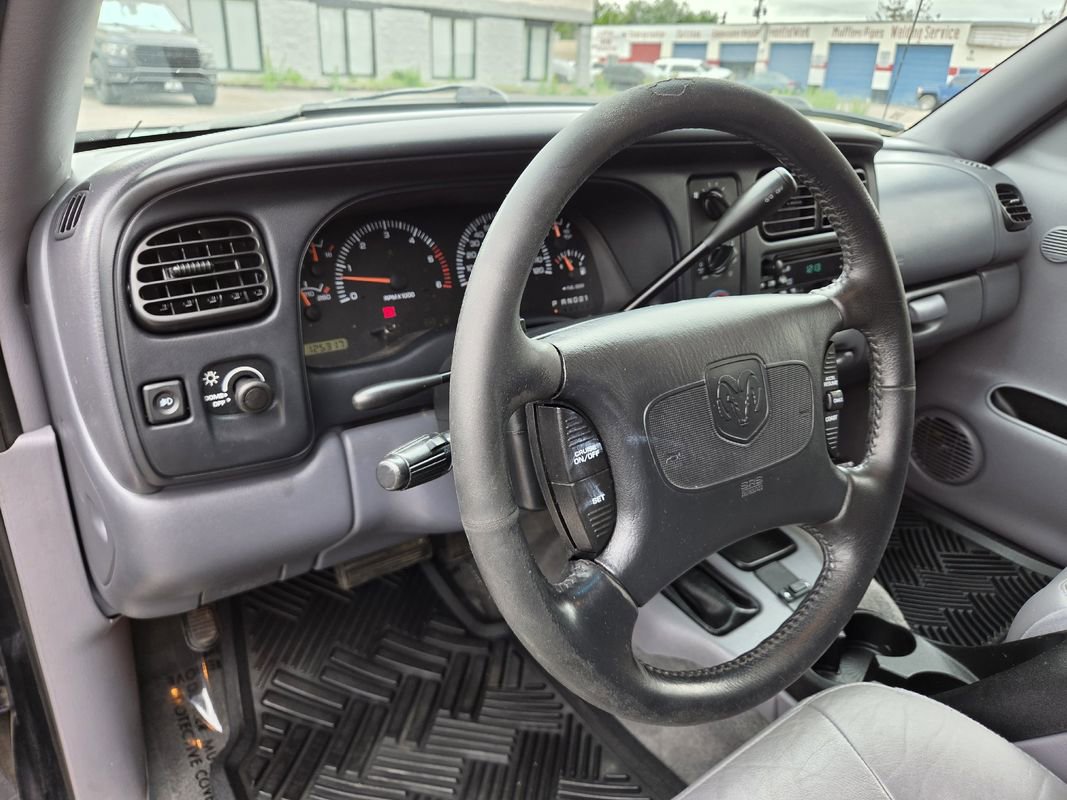 Used 1998 Dodge Durango 4WD image 17