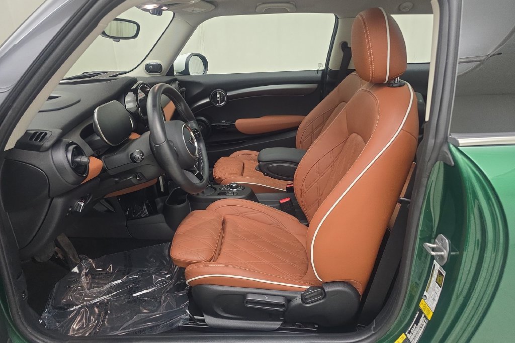 Certified 2024 MINI Cooper SE FWD image 12