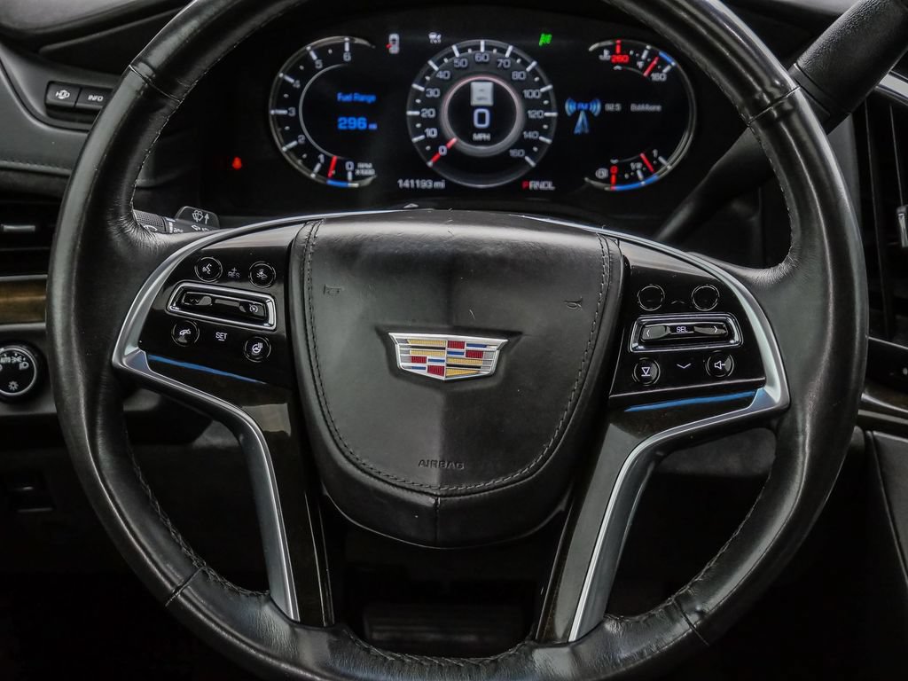 Used 2017 Cadillac Escalade Platinum AWD/4WD image 32