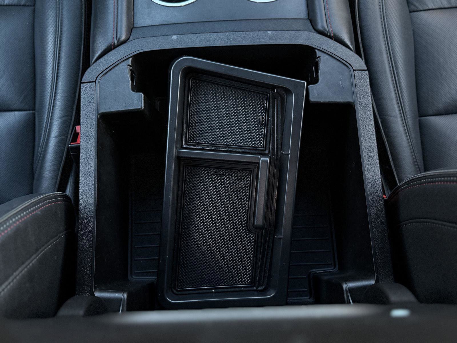 Used 2021 Chevrolet Suburban RST w/ Luxury Package image 24