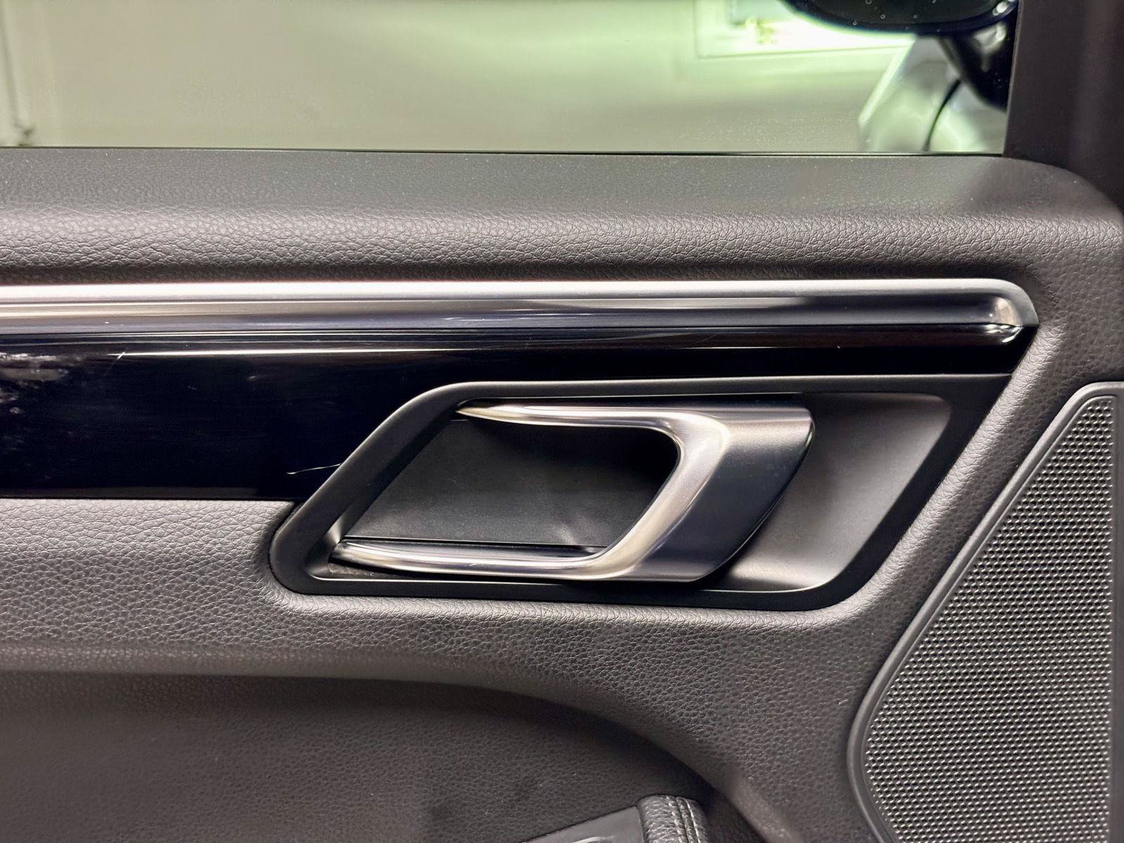 Used 2022 Porsche Macan S AWD/4WD image 20