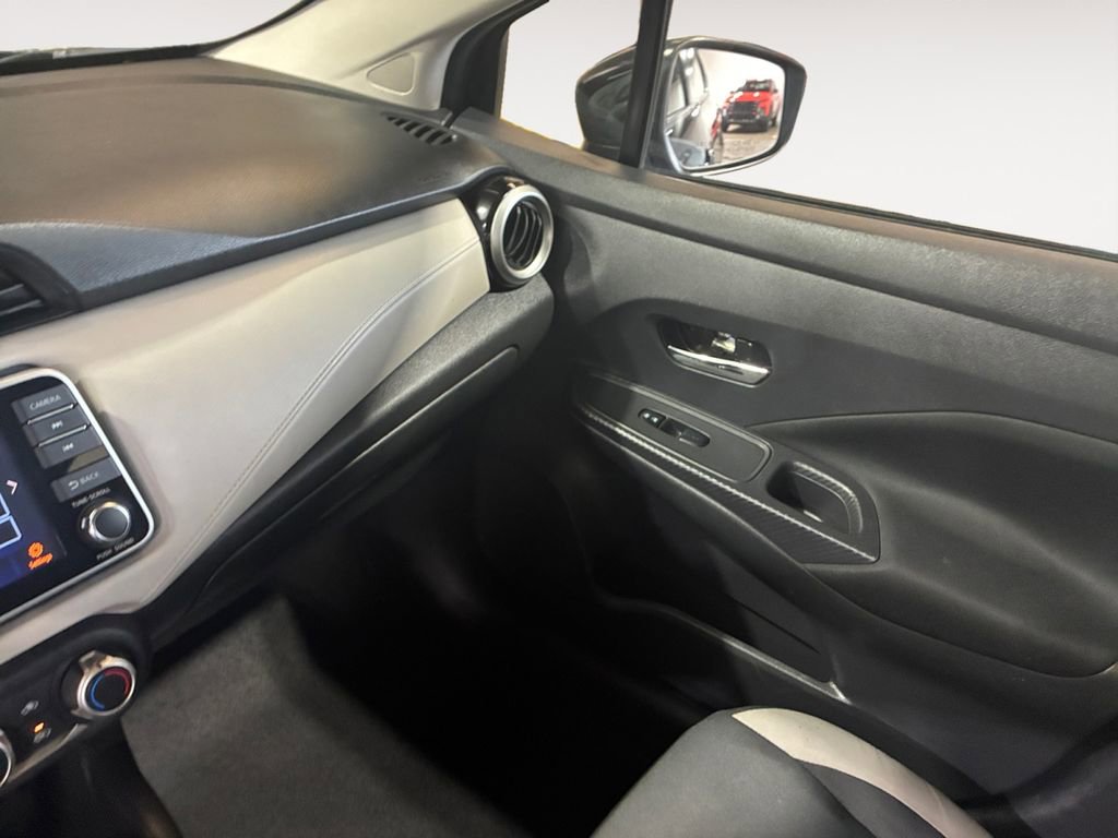 Used 2021 Nissan Versa SV image 26
