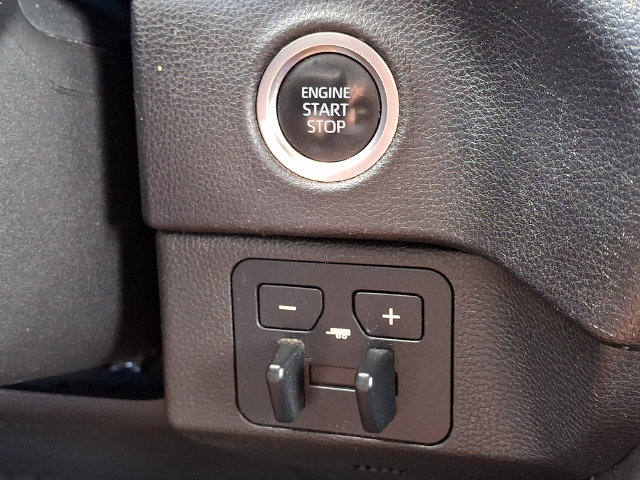 Certified 2022 Toyota Tundra SR5 AWD/4WD image 23